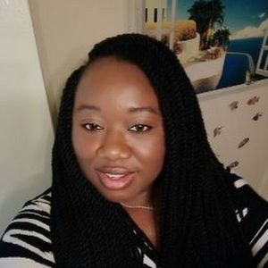 Meet your Posher, Monica